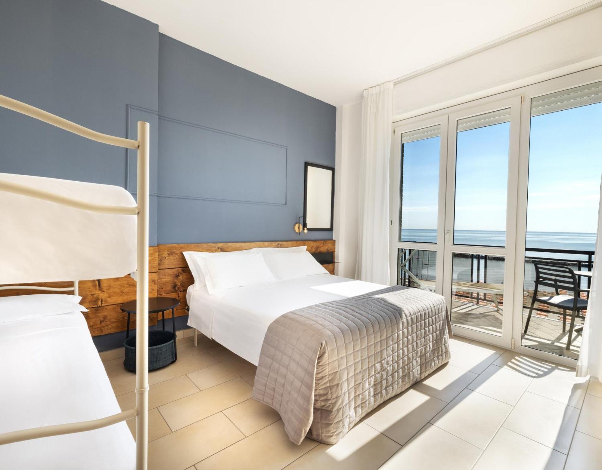 Hotel Constellation Лидо-ди-Савио Экстерьер фото